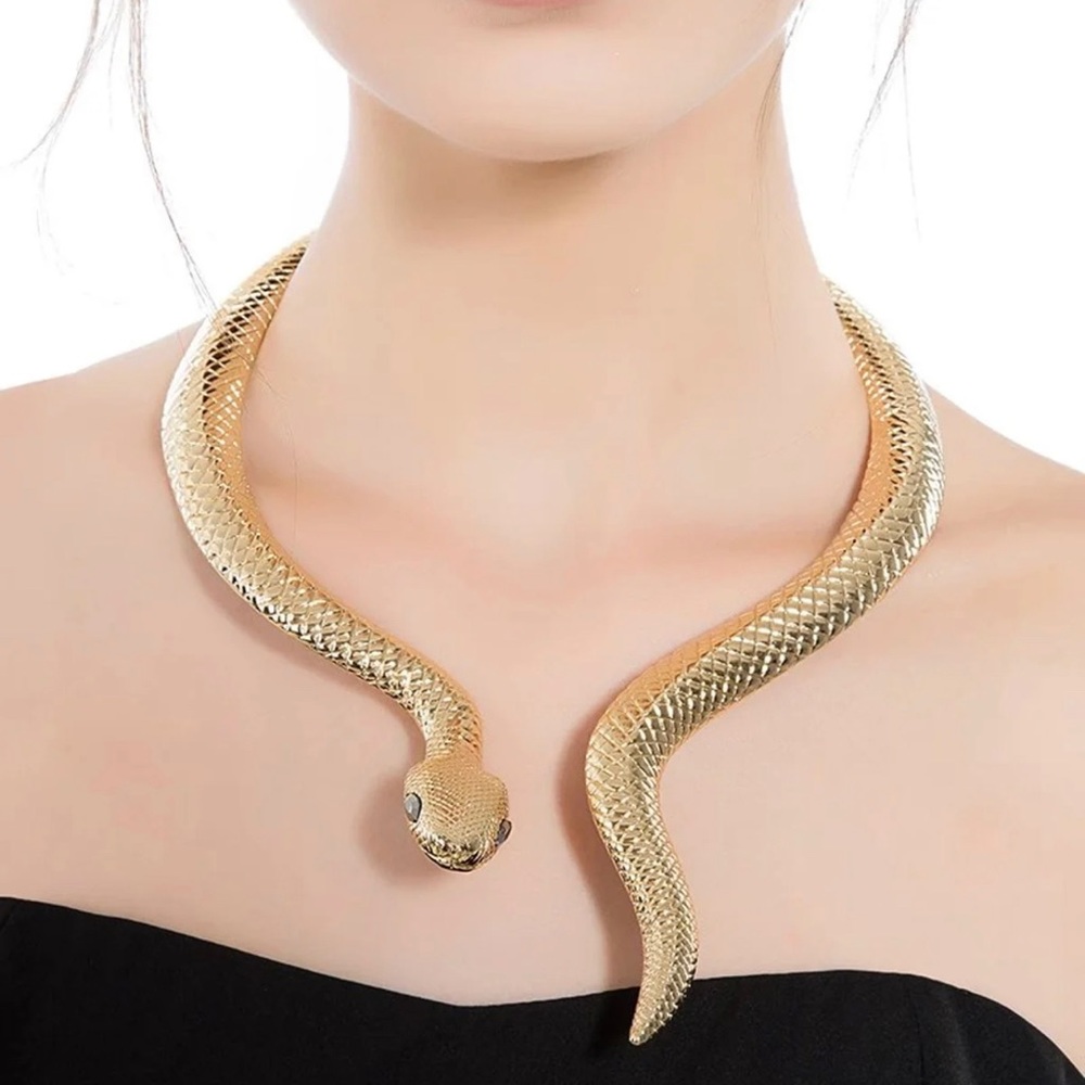 Snake Necklace